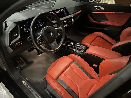 BMW-M 135i-2019
