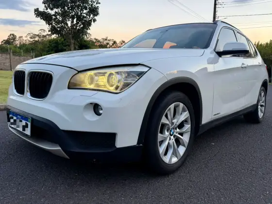 BMW X1 2.0 18I S-DRIVE 4X2 16V GASOLINA 4P AUTOMÁTICO BMW X1 2.0 18I S-DRIVE 4X2 16V GASOLINA 4P AUTOMÁTICO