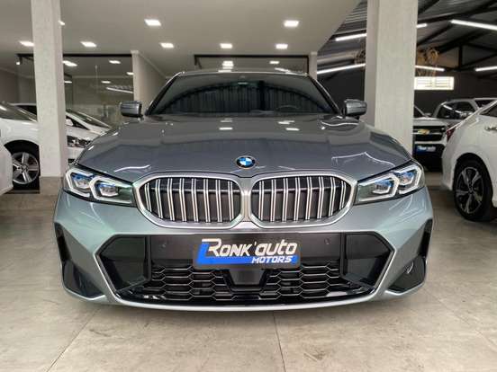 BMW-320i-2022