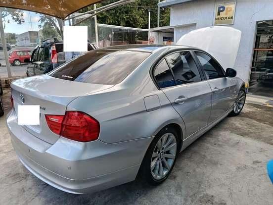 BMW-320i-2.0 TOP 16V GASOLINA 4P AUTOMÁTICO BMW-320i-2011