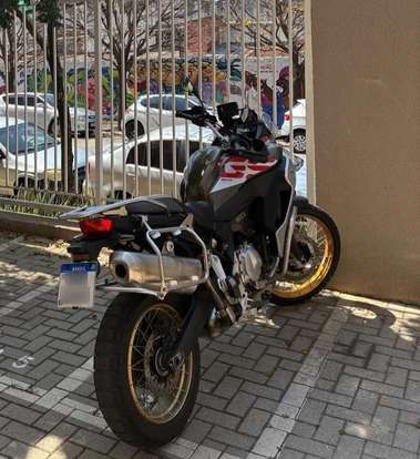 BMW-F 850 GS ADVENTURE PREMIUM-2021