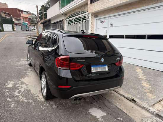 BMW-X1-2.0 16V TURBO ACTIVEFLEX SDRIVE20I X-LINE 4P AUTOMÁTICO BMW-X1-2014