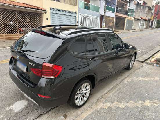 BMW-X1-2.0 16V TURBO ACTIVEFLEX SDRIVE20I X-LINE 4P AUTOMÁTICO BMW-X1-2014