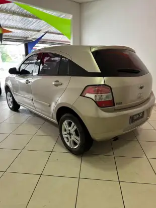 CHEVROLET-AGILE-2011
