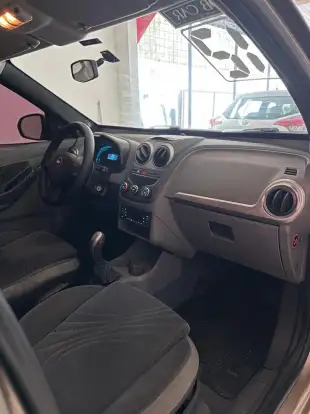 CHEVROLET-AGILE-2011