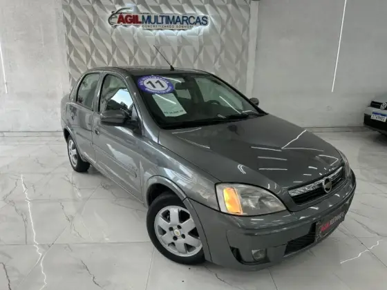 CHEVROLET CORSA 1.4 MPFI PREMIUM SEDAN 8V FLEX 4P MANUAL CHEVROLET CORSA 1.4 MPFI PREMIUM SEDAN 8V FLEX 4P MANUAL