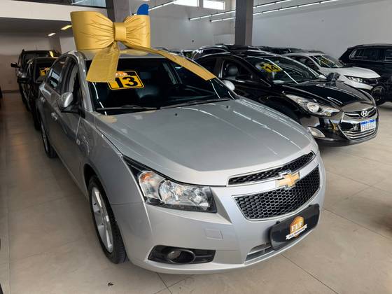 CHEVROLET CRUZE 1.8 LT 16V FLEX 4P AUTOMÁTICO CHEVROLET CRUZE 1.8 LT 16V FLEX 4P AUTOMÁTICO