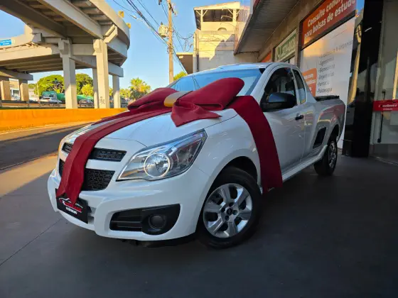 CHEVROLET MONTANA 1.4 MPFI LS CS 8V FLEX 2P MANUAL CHEVROLET MONTANA 1.4 MPFI LS CS 8V FLEX 2P MANUAL