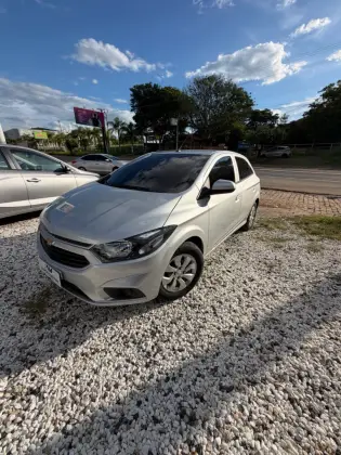 CHEVROLET ONIX 1.0 MPFI LT 8V FLEX 4P MANUAL CHEVROLET ONIX 1.0 MPFI LT 8V FLEX 4P MANUAL