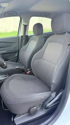 CHEVROLET-ONIX-2015