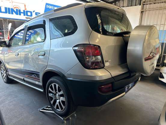 CHEVROLET-SPIN-1.8 ACTIV 8V FLEX 4P AUTOMÁTICO CHEVROLET-SPIN-2015