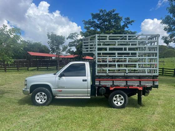 CHEVROLET SILVERADO 4.2 D-20 RODEIO 4X2 CS 18V TURBO INTERCOOLER DIESEL 2P MANUAL