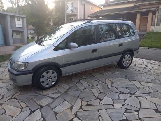 CHEVROLET-ZAFIRA-2.0 MPFI EXPRESSION 8V FLEX 4P AUTOMÁTICO CHEVROLET-ZAFIRA-2010