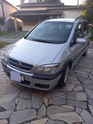CHEVROLET-ZAFIRA-2010