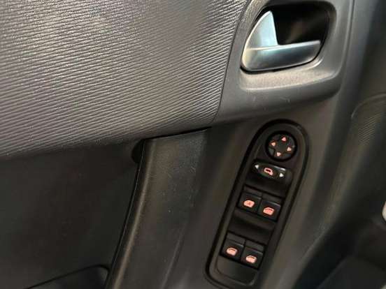CITROËN-C3-1.6 TENDANCE 16V FLEX 4P AUTOMÁTICO CITROËN-C3-2016