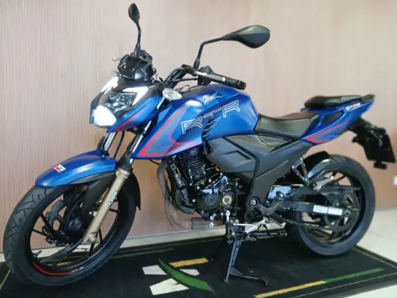 DAFRA APACHE RTR 200 DAFRA APACHE RTR 200