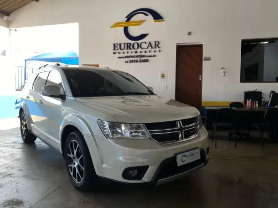 DODGE JOURNEY 3.6 RT V6 GASOLINA 4P AUTOMÁTICO