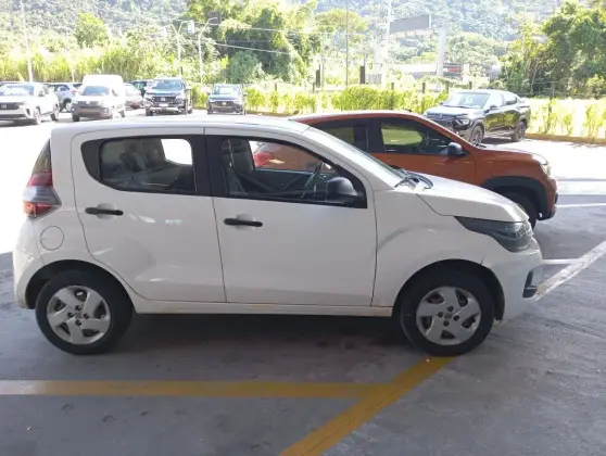 FIAT MOBI 1.0 EVO FLEX LIKE. MANUAL FIAT MOBI 1.0 EVO FLEX LIKE. MANUAL