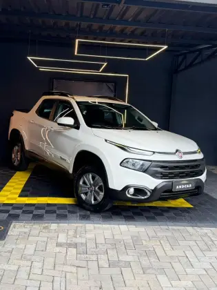 FIAT TORO 1.8 16V EVO FLEX FREEDOM AT6 FIAT TORO 1.8 16V EVO FLEX FREEDOM AT6