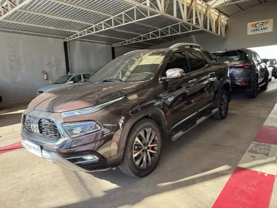 FIAT TORO 2.0 16V TURBO DIESEL RANCH 4WD AT9