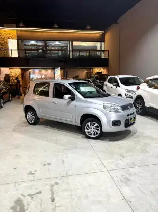 FIAT-UNO-2016