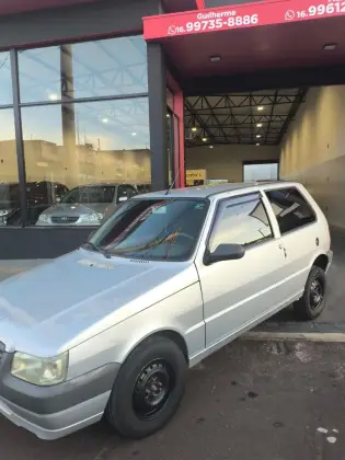 FIAT UNO 1.0 MPI MILLE FIRE ECONOMY 8V FLEX 2P MANUAL FIAT UNO 1.0 MPI MILLE FIRE ECONOMY 8V FLEX 2P MANUAL
