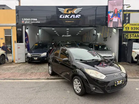 FORD FIESTA 1.0 ROCAM HATCH 8V FLEX 4P MANUAL FORD FIESTA 1.0 ROCAM HATCH 8V FLEX 4P MANUAL