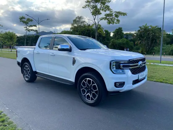 FORD RANGER 3.0 V6 TURBO DIESEL CD XLT 4X4 AUTOMÁTICO