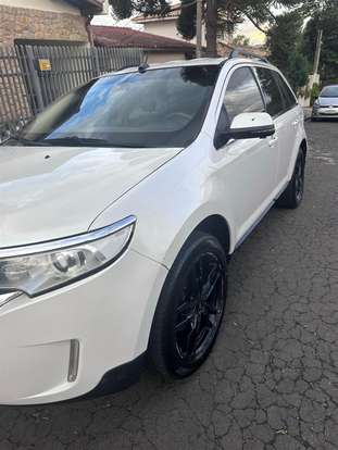 FORD-EDGE-2012