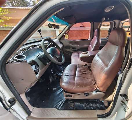 FORD-F-150-1996