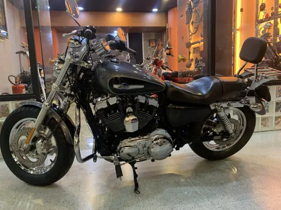 HARLEY-DAVIDSON SPORTSTER 1200 XL CUSTOM 