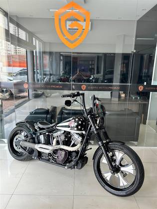 HARLEY-DAVIDSON SOFTAIL BLACKLINE 