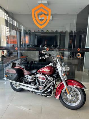 HARLEY-DAVIDSON SOFTAIL HERITAGE CLASSIC 114 