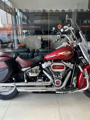 HARLEY-DAVIDSON-SOFTAIL HERITAGE CLASSIC 114-2023
