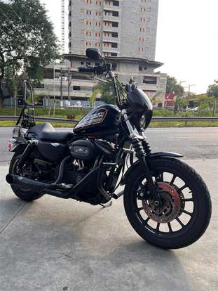 HARLEY-DAVIDSON-SPORTSTER XL 883 R-2008