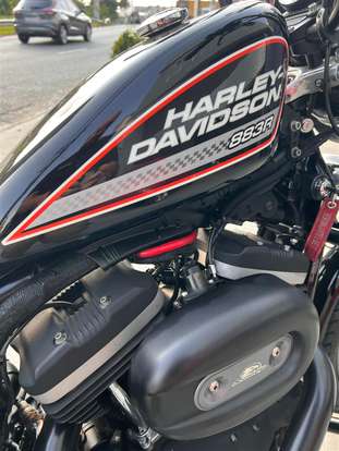 HARLEY-DAVIDSON-SPORTSTER XL 883 R-2008