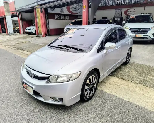 HONDA CIVIC 1.8 LXL 16V FLEX 4P AUTOMÁTICO HONDA CIVIC 1.8 LXL 16V FLEX 4P AUTOMÁTICO