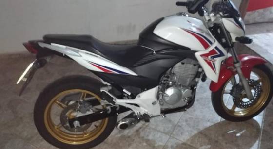 HONDA CB 300R 