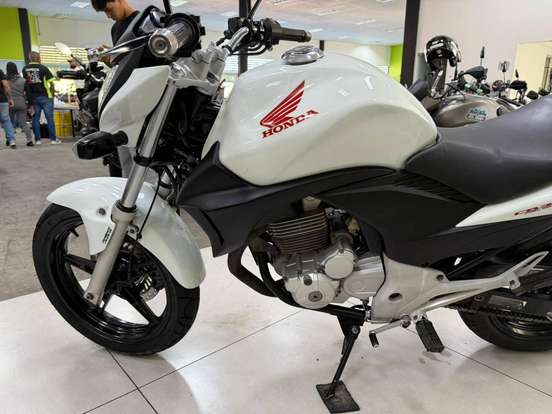 HONDA-CB 300R ABS-2012