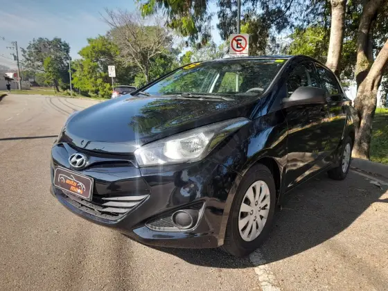 HYUNDAI HB20 1.0 COMFORT PLUS 12V FLEX 4P MANUAL HYUNDAI HB20 1.0 COMFORT PLUS 12V FLEX 4P MANUAL