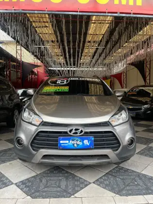HYUNDAI HB20 1.6 PREMIUM 16V FLEX 4P AUTOMÁTICO HYUNDAI HB20 1.6 PREMIUM 16V FLEX 4P AUTOMÁTICO