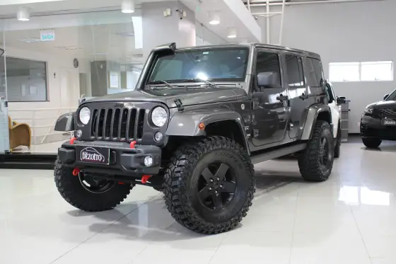 JEEP WRANGLER 3.6 UNLIMITED SAHARA 4X4 V6 GASOLINA 4P AUTOMÁTICO JEEP WRANGLER 3.6 UNLIMITED SAHARA 4X4 V6 GASOLINA 4P AUTOMÁTICO