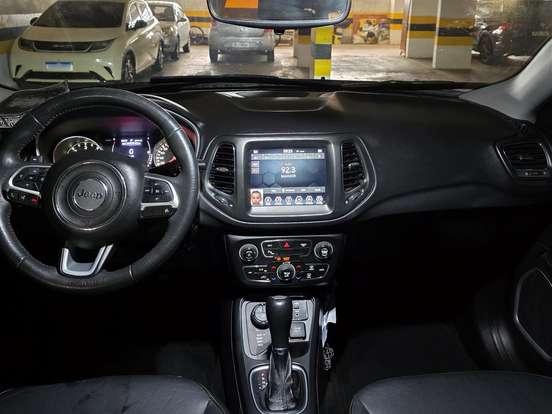 JEEP-COMPASS-2.0 16V DIESEL LONGITUDE 4X4 AUTOMÁTICO JEEP-COMPASS-2018