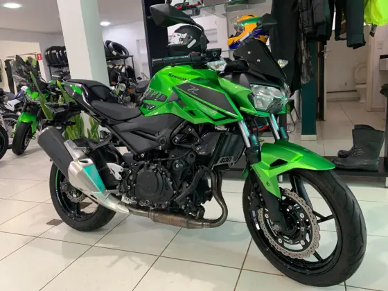 KAWASAKI Z400 KAWASAKI Z400