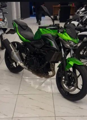 KAWASAKI Z500 KAWASAKI Z500