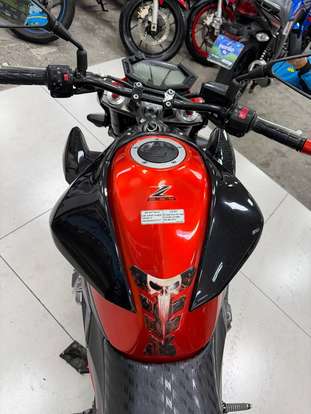 KAWASAKI-Z800-2014