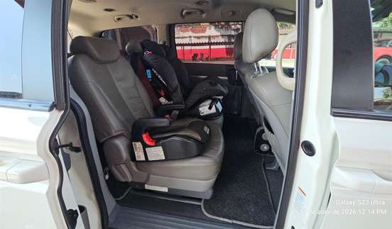 KIA-CARNIVAL-2014