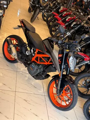 KTM 390 DUKE ABS KTM 390 DUKE ABS
