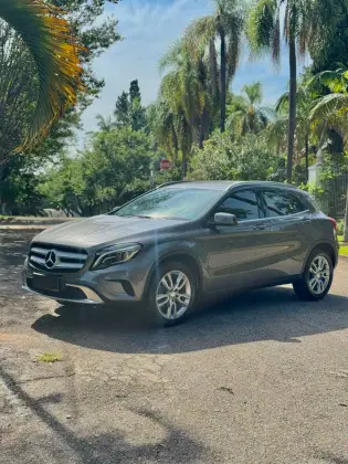 MERCEDES-BENZ GLA 200 1.6 CGI ADVANCE 16V TURBO FLEX 4P AUTOMÁTICO