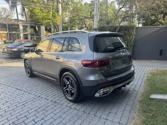 MERCEDES-BENZ-GLB 220-2.0 MHEV AMG LINE 4MATIC 8G-DCT MERCEDES-BENZ-GLB 220-2025